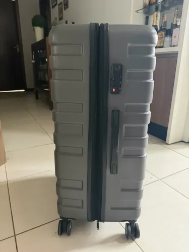 Mala 23 kg usada uma única vez 