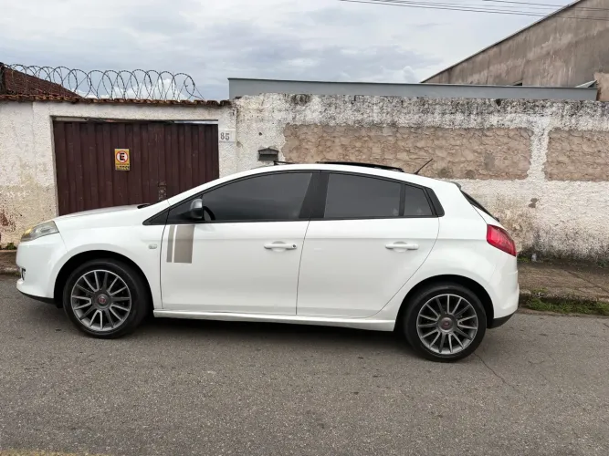 Fiat Bravo Sporting 1.8 Flex 16V 5P 2014