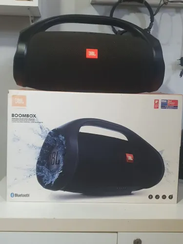 Boom box