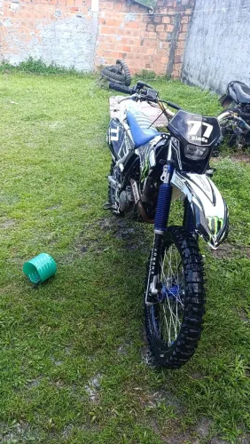 Moto de trilha 230cc