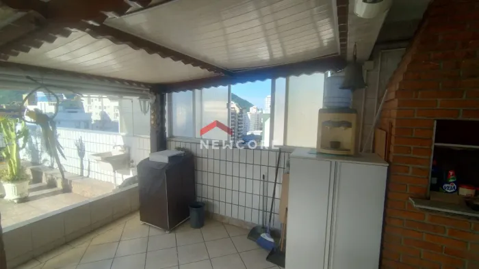 Cobertura em Rua Doutor Américo Brasiliense - Centro - São Vicente/SP