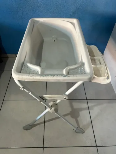 Banheira com suporte 