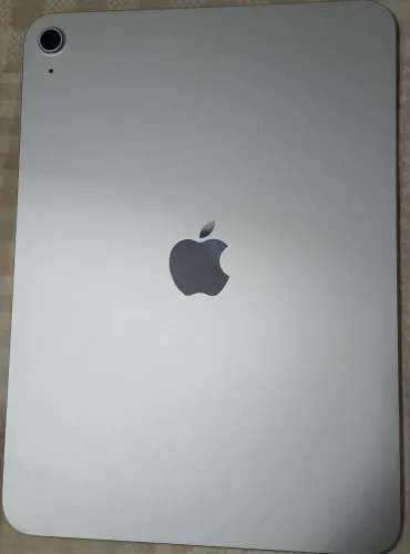 iPad A16, prateado, saúde da bateria 100%