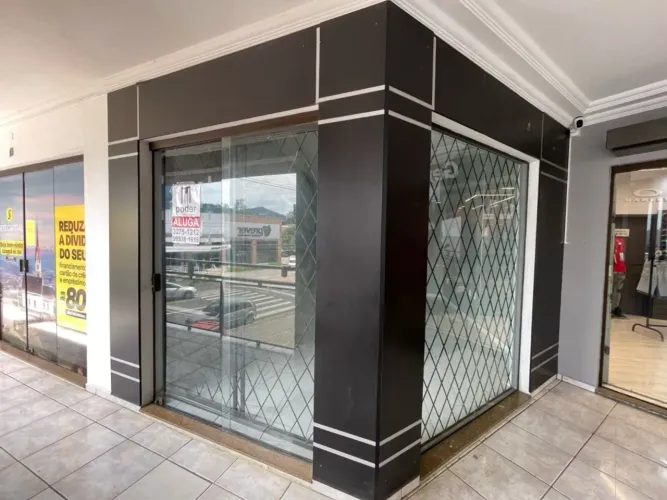 Cjto Comercial_Sala para alugar por R$ 1300.00, 30.00 m2 - CENTRO - JARAGUA DO SUL/SC