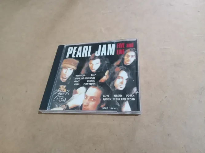 Cd pearl Jam five and live