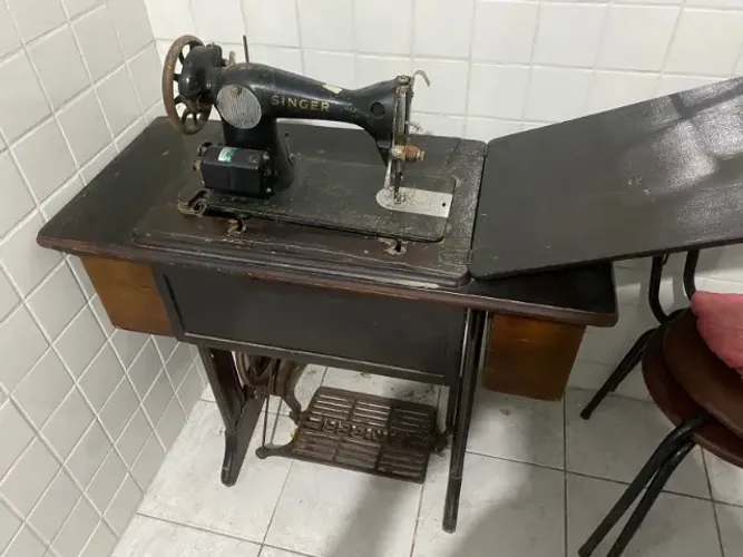 máquina de costura singer