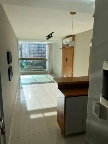 Apartamento com 1 dormitório à venda, 45 m² por R$ 700.000,00 - Praia de Santa Helena - Vi