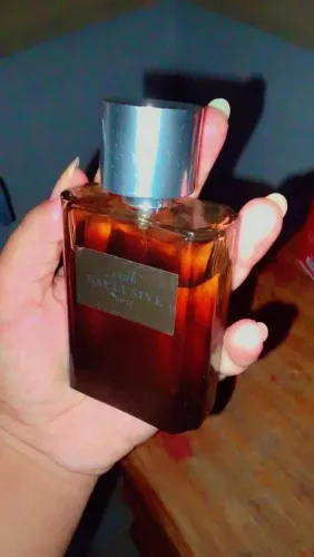 Desapego deste perfume masculino maravilhoso ?