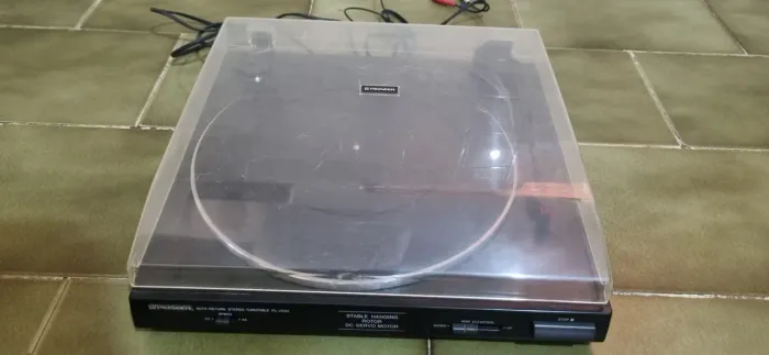Toca Discos Pioneer PL-J230