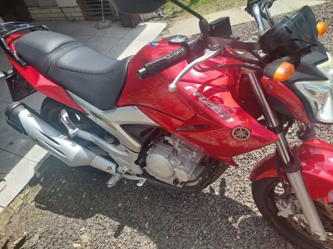 Fazer 250