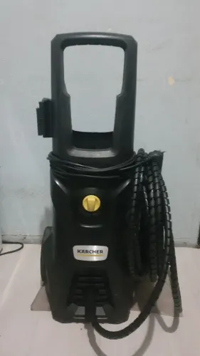 Lavadora de alta pressão Karcher K5 c/mangueira de 10mts registro de engate rápido.