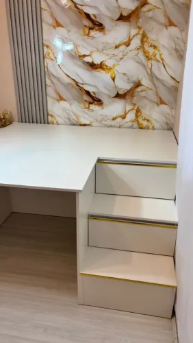 Vendo Plataforma Pedicure Semi Nova