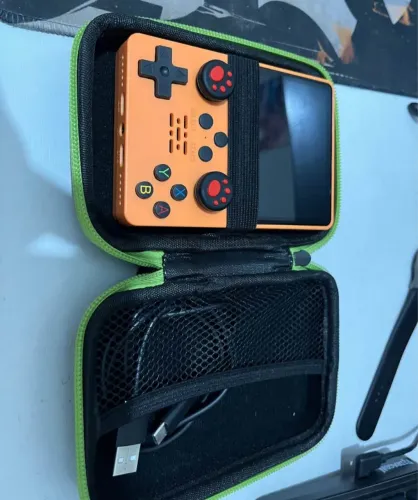 R35s console portátil 