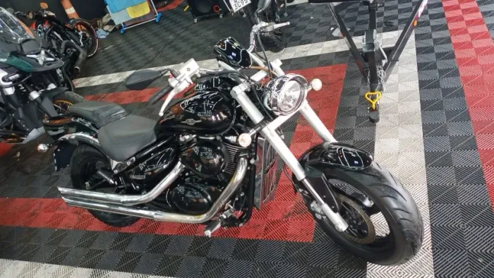 SUZUKI BOULEVARD M800