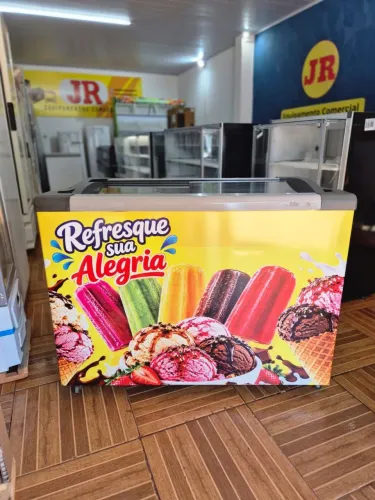 Freezer Metalfrio 300 litros