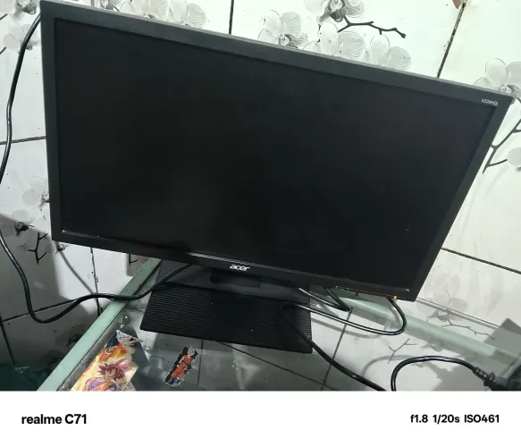 Vende-se esse monitor da Acer ótimo estado com entrada HDMI 22 polegadas , só usar top