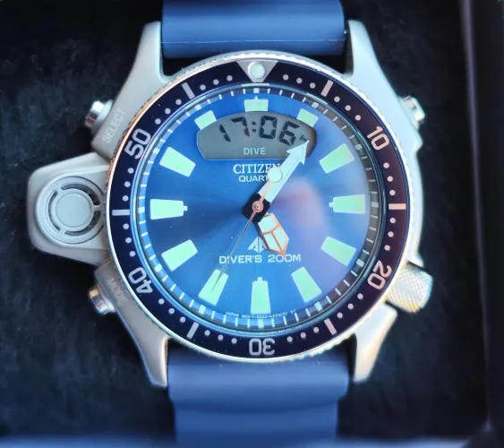 Citizen Jp2000