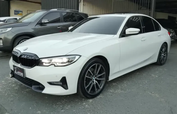 BMW 320I A Modern/sport TB 2.0/a.flex 16V 4P 2020