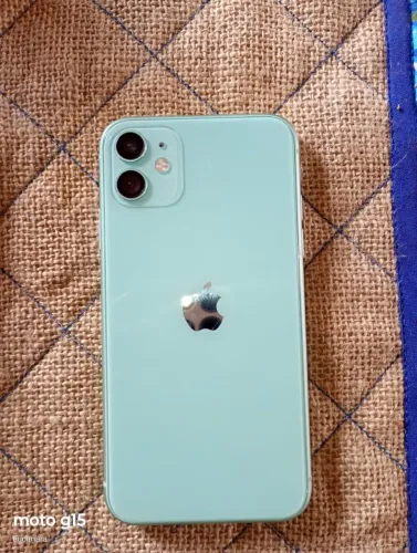 iphone 11 verde claro