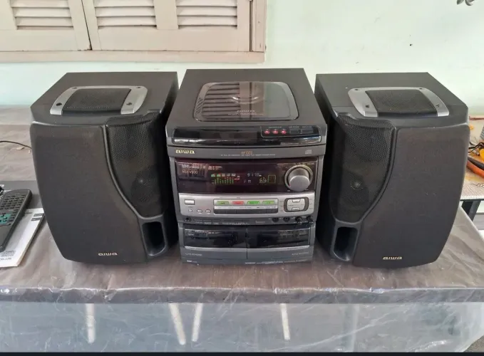 Som aiwa com bluetooth