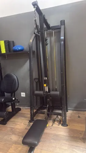 Puxada + remada ( cybergym ) musculação 
