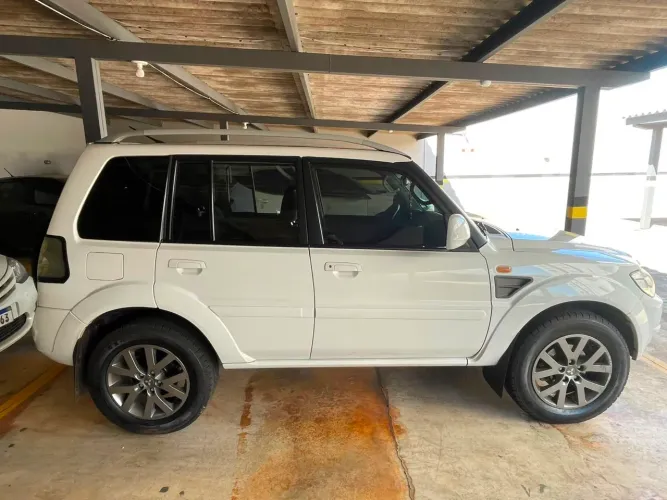 Mitsubishi Pajero TR4 2.0 Flex 16V 4X2 Aut. 2015