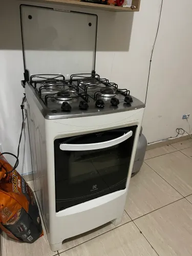 Fogão 4 bocas Electrolux