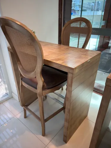 Conjunto mesa e 2 cadeiras em couro Kleiner Schein