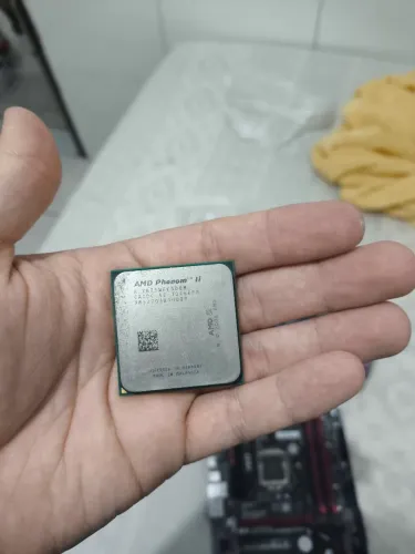 AMD PHENON II
