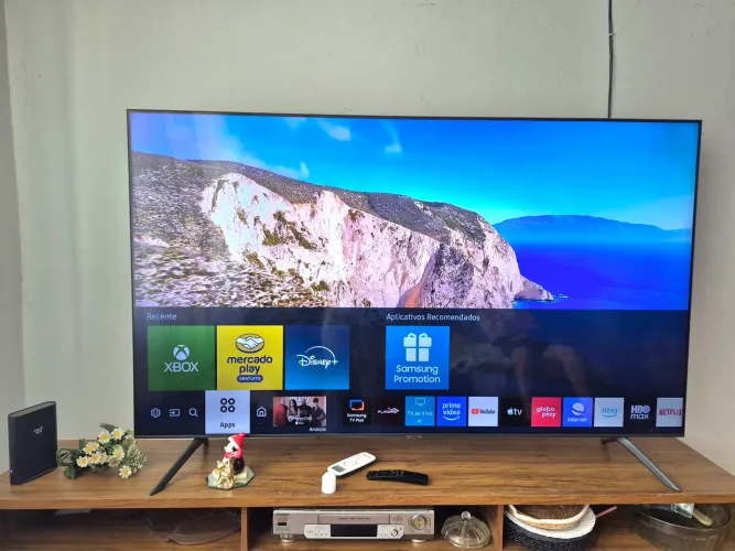 Tv 70 polegadas Samsung smart 4k com X box e Alexa integr