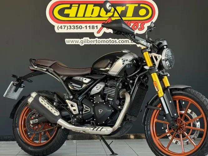 SCRAMBLER 400X PRETA 2024/2025