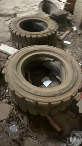 Pneus para Empilhadeira