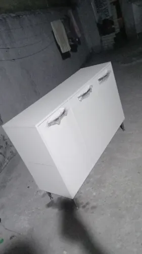 Vendo lindas mesinha de canto e aparador Fabricação própria mdf brilho venha para loja e 
