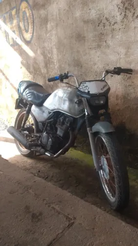 Moto boa de motor só pega e rodar