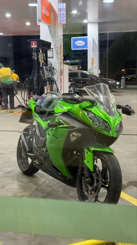 KAWASAKI NINJA 300 *** EXTRA *** ( abaixo da fipe )