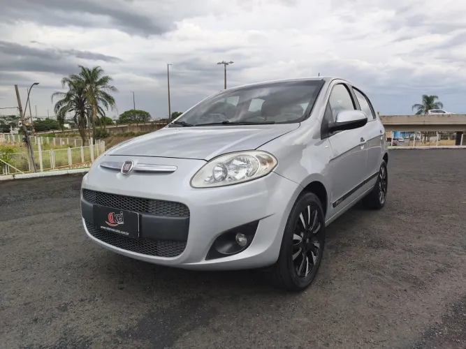 Fiat Palio Attractive 1.0 EVO Fire Flex 8V 5P 2012