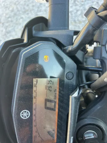Vendo Yamaha Fazer Único Dono