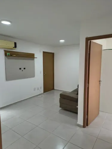 Imóvel para aluguel possui 40 metros quadrados com 2 quartos em Planalto - Manaus - AM