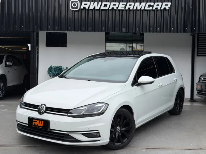 Volkswagen Golf Highline 1.4 TSI Total Flex Aut. 2018