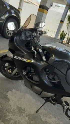 Vendo Suzuki GSXF 750CC