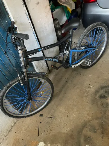 Bicicleta Caloi Full Suspension aro 26