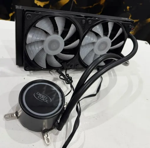 Water cooler 240mm. Deepcool