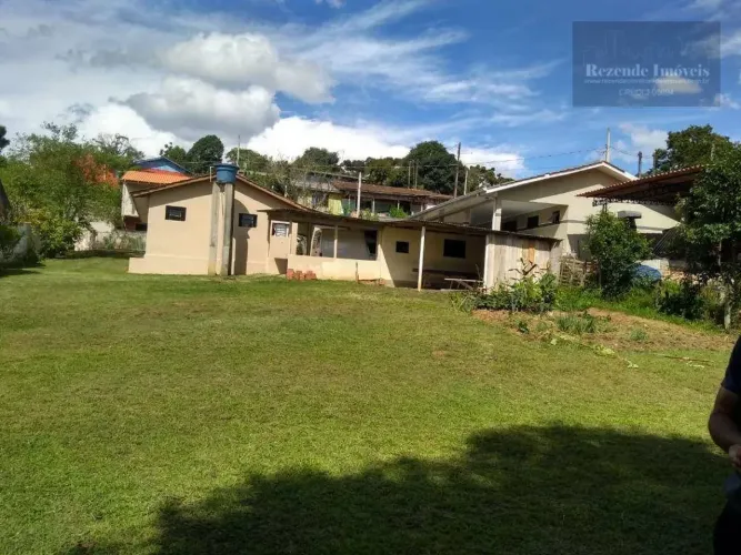 Casa a Venda na Areia Branca dos Assis em Mandirituba com terreno de 1000m2