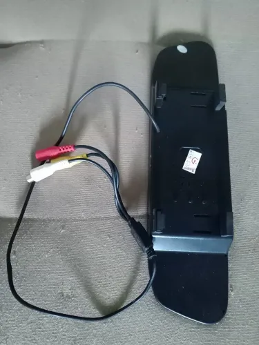 Espelho Retrovisor com Câmera de Ré