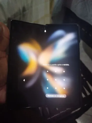  Samsung Galaxy Z Fold 4