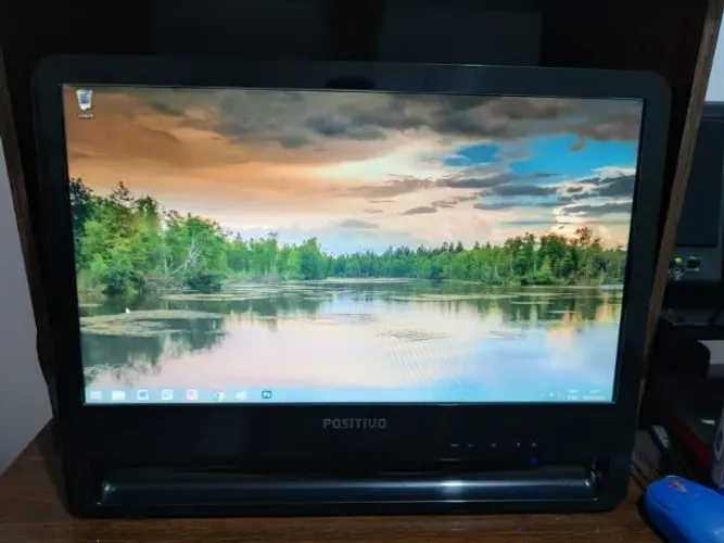 Computador Semi Novo - Celeron, 2 gb de ram