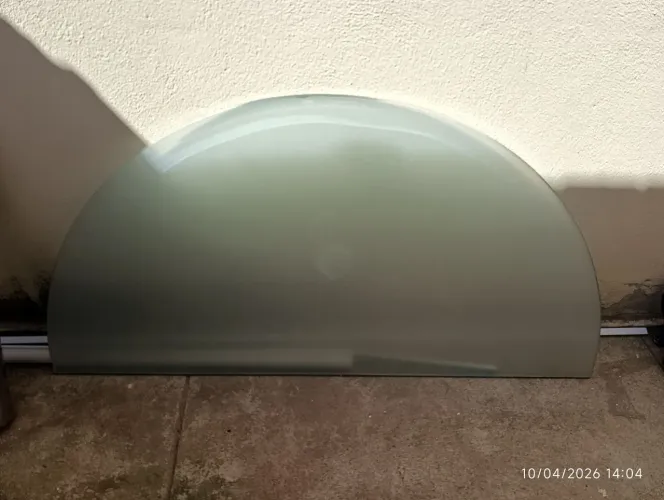 Mesa de Vidro meia lua com suporte