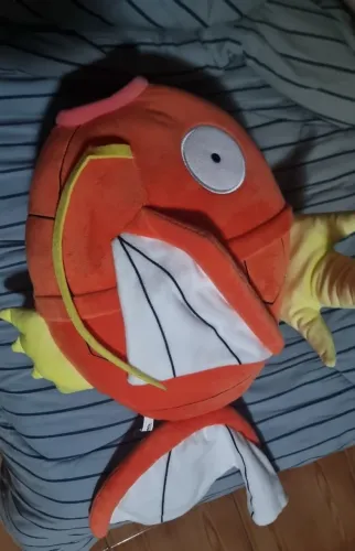 Pokemon Pelúcia Magikarp 35 cm Bandai