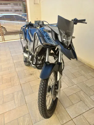 Vendo XRE 300 ABS em perfeito estado.!
