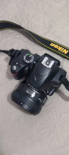 Nikon D3200 + Lente 35mm